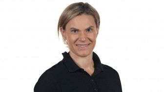 Maritta Becker coacht die ERC-Profis seit 2014 im Bereich Athletik und Koordination.
Maritta Becker coacht die ERC-Profis seit 2014 im Bereich Athletik und Koordination.