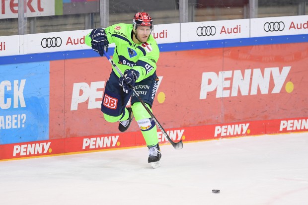 Daniel Pietta spielt morgen zum 800. Mal in der DEL.
Foto: Johannes Traub/JT-Presse.de