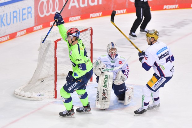 Louis-Marc AUbry konnte in seinem ersten Duell mit dem Ex-Club gleich zwei Treffer bejubeln.
Foto: Johannes Traub/JT-Presse.de