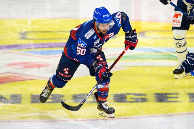 Louis Brune trägt ab Sommer nicht mehr das Adler- sondern das Panther-Trikot.
Foto: City-Press