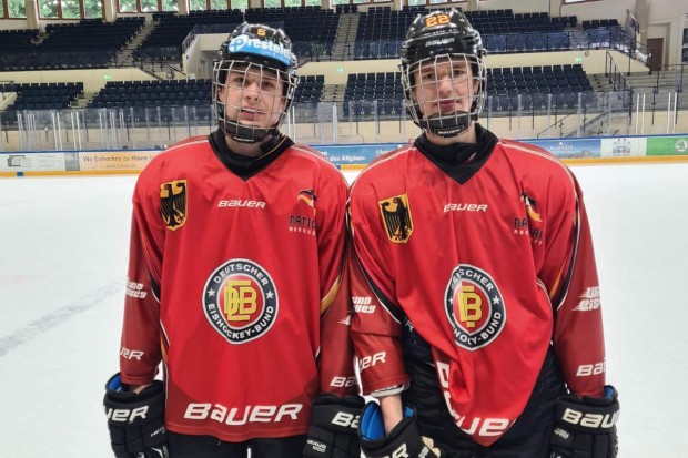 Niklas Hübner (li.) und Lukas Ullmann (re.) wurden als erste Panther-Nachwuchsspieler für die U18 nominiert.