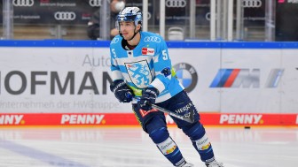 Ab sofort können Sie unter anderem auf das getragene Warmup-Trikot von Kapitän Fabio Wagner bieten. Foto: Johannes Traub / JT-Presse.de Ab sofort können Sie unter anderem auf das getragene Warmup-Trikot von Kapitän Fabio Wagner bieten. Foto: Johannes Traub / JT-Presse.de