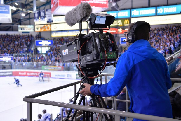 Die Spiele der PENNY DEL werden auch weiterhin bei Magenta Sport übertragen.
Foto: Johannes Traub/JT-Presse.de  