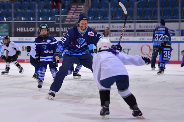 Nach einer Saison Pause kann dieses Jahr der Kids on Ice Day wieder stattfinden.
Foto: Johannes TRAUB / JT-Presse.de