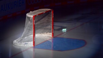 Lizenzierung abgeschlossen. Alle 14 Clubs erhalten die Lizenz.
Foto: Johannes Traub/JT-Presse.de Lizenzierung abgeschlossen. Alle 14 Clubs erhalten die Lizenz.
Foto: Johannes Traub/JT-Presse.de