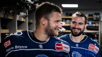 Ab Dienstag ist die Dauerkarte für die Saison 202/23 erhältlich. Gleicher Preis wie bisher und Frühbucherrabatt bis 30. April. Ab Dienstag ist die Dauerkarte für die Saison 202/23 erhältlich. Gleicher Preis wie bisher und Frühbucherrabatt bis 30. April.