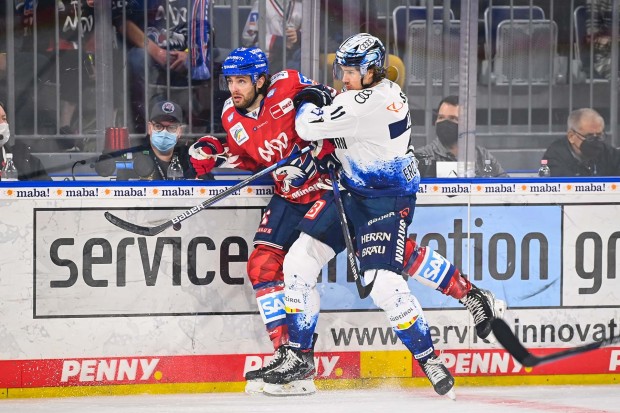 Panther und Adler lieferten sich ein umkämpftes Spiel.
Foto: DEL-Photosharing