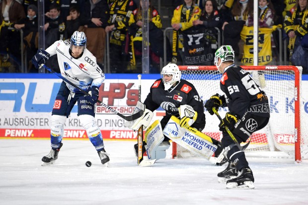 Louis-Marc Aubry und die Panther müssen mit einer Rumpftruppe in Krefeld antreten.
Foto: DEL-Photosharing