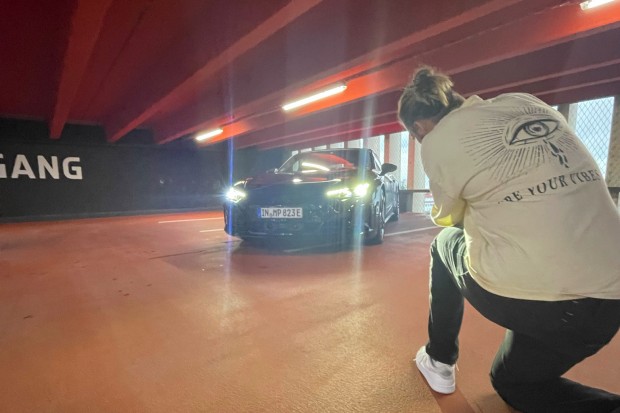 Autos, Mode und Fotografie sind die Hobbys von Mirko Höfflin.