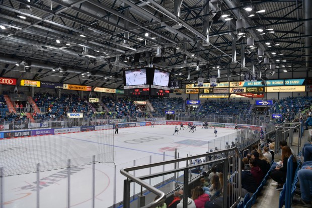 Endlich waren wieder Fans in der SATURN-Arena.
Foto: Johannes Traub/JT-Presse.de