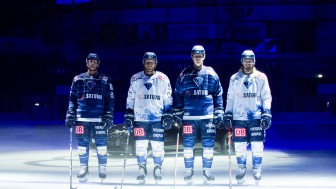 Daniel Pietta, Frederik Storm, Jerome Flaake und Mirko Höfflin präsentieren die neuen Panther-Trikots der Saison 2021/22. Daniel Pietta, Frederik Storm, Jerome Flaake und Mirko Höfflin präsentieren die neuen Panther-Trikots der Saison 2021/22.
