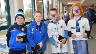 Am Sonntag werden in der SATURN-Arena wieder unter anderem die blauen Nasen zu Gunsten von Goals for Kids verkauft.
Foto: Johannes TRAUB / JT-Presse.de
