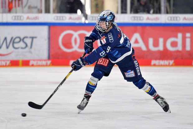 Niklas Hübner läuft ab sofort wieder für die Panther auf.
Foto: Johannes Traub/JT-Presse.de