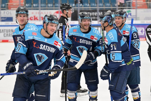 Die Panther freuen sich auf eine möglichst volle SATURN-Arena zum Auftakt der neuen Saison in der PENNY DEL.
Foto: Johannes Traub/JT-Presse.de