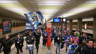 Der DB Regio Bayern Fanzug geht am Sonntag nach München!
Foto: Johannes Traub/JT-Presse.de Der DB Regio Bayern Fanzug geht am Sonntag nach München!
Foto: Johannes Traub/JT-Presse.de