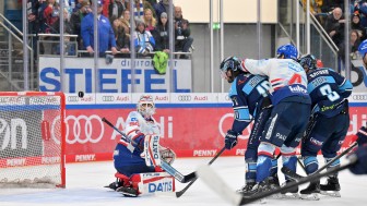 Ab Freitag duellieren sich Panther und Adler im Playoff-Halbfinale.
Foto: Johannes Traub/JT-Presse.de