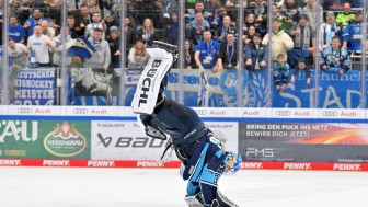 Spektakel in der SATURN-Arena. Die Panther treten heute gegen Spitzenreiter München an.
Foto: Johannes Traub/JT-Presse.de