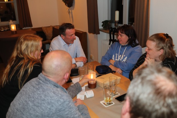 Geschäftsführer Claus Liedy mischte sich ebenfalls unter die Fans.
Foto: Markus Banai/kbumm.de