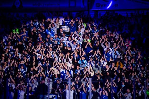 Die Panther-Fans sorgen mit bedingungsloser Unterstützung regelmäßig für Gänsehaut-Atmosphäre.
Foto: DEL-Photosharing/City-Press