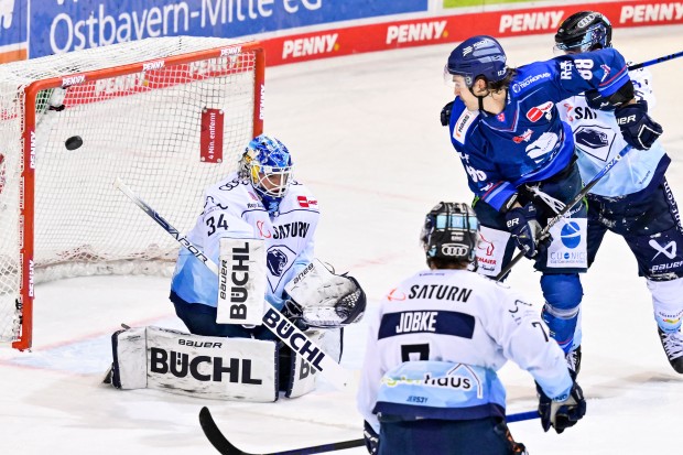 Der ERC um Goalie Michael Garteig brachte sich selbst um den verdienten Lohn.
Foto: DEL-Photosharing