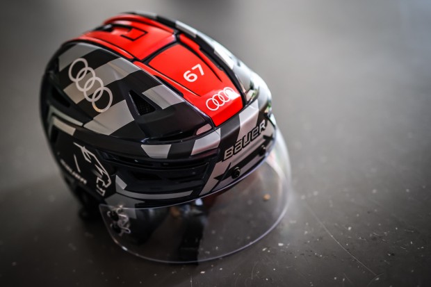 Der Helm für die Saison 2023/24.
Foto: Stefan Bösl