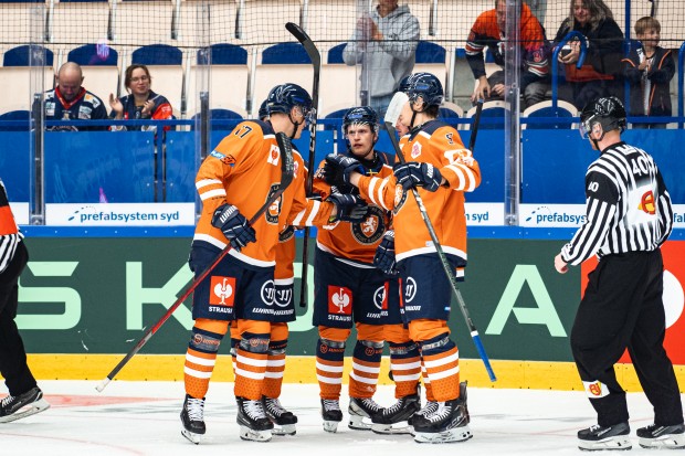 Viel Grund zum Jubeln hatten die Växjö Lakers bisher in der CHL-Saison.
Foto: Albin Welander