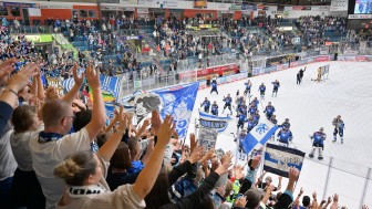 Derbyatmosphäre am Sonntag in der SATURN-Arena.
Foto: Johannes Traub/JT-Presse.de