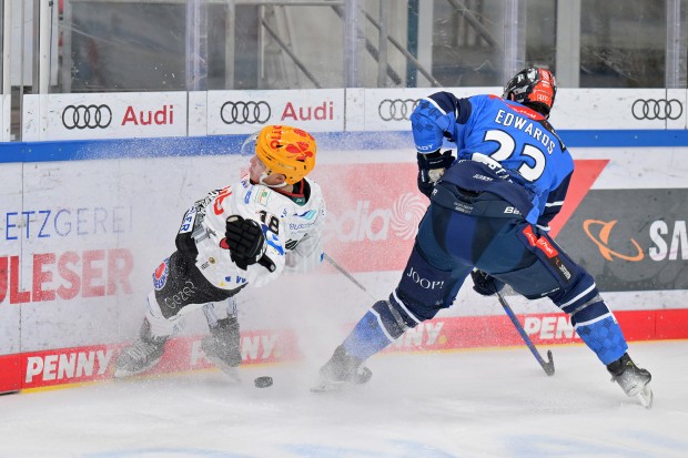 Intensives Duell. Der ERC trifft am Dienstag auf Bremerhaven.
Foto: Johannes Traub/JT-Presse.de