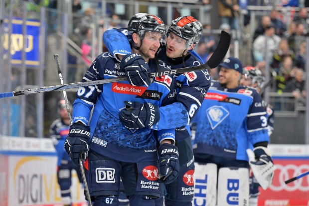 Mit den Kollegen zu den Panthern. After Work Hockey am 27. Februar.
Foto: Johannes Traub/JT-Presse.de