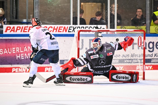 Wayne Simpson verwandelte den entscheidenden Penalty.
Foto: DEL-Photosharing
