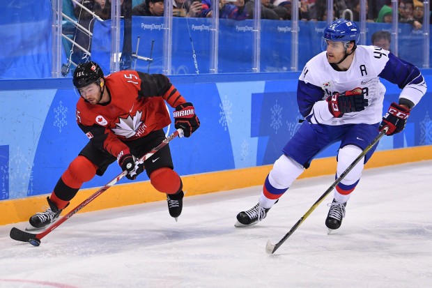 Brandon Kozun (re.) im Trikot der kanadischen Nationalmannschaft bei den Olympischen Spielen 2018.
Foto: Imago Images