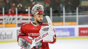 Devin Williams läuft ab sofoirt in blau-weiß auf.
Foto: Melanie Feldmeier/arSito