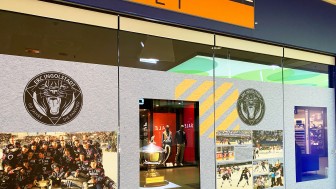 Im Obergeschoss kurz vor der Westpark Plaza ist die Pop-up-Ausstellung zu besichtigen. Im Obergeschoss kurz vor der Westpark Plaza ist die Pop-up-Ausstellung zu besichtigen.