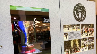 Im Obergeschoss kurz vor der Westpark Plaza ist die Pop-up-Ausstellung zu besichtigen. Im Obergeschoss kurz vor der Westpark Plaza ist die Pop-up-Ausstellung zu besichtigen.