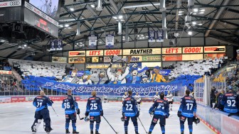 Erlebt die einzigartige Atmosphäre in der SATURN-Arena live. Dieses Wochenende gleich zwei Heimspiele!
Foto: Johannes Traub/JT-Presse.de Erlebt die einzigartige Atmosphäre in der SATURN-Arena live. Dieses Wochenende gleich zwei Heimspiele!
Foto: Johannes Traub/JT-Presse.de