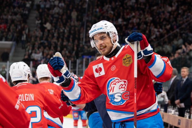 Zürich gewann des CHL-FInale am Dienstag in eigener Halle mit 2:1 gegen Färjestad aus Schweden.
Foto: Berend Stettler