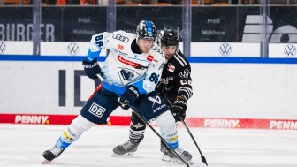 Der ERC will sich in Wolfsburg behaupten.
Foto: DEL-Photosharing Der ERC will sich in Wolfsburg behaupten.
Foto: DEL-Photosharing