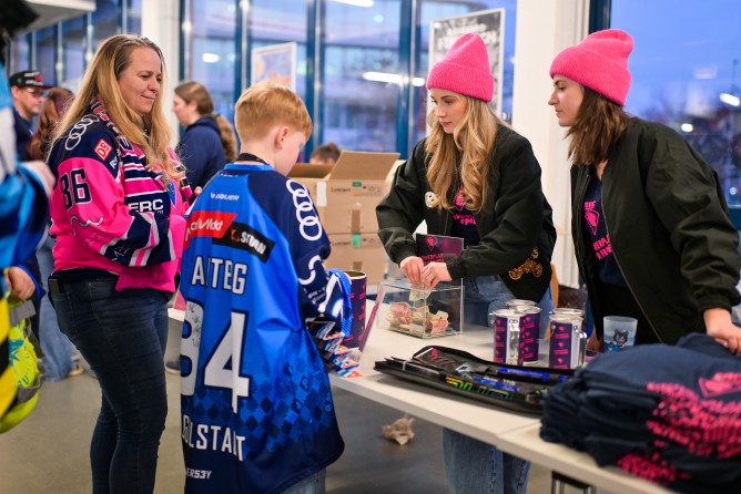 Unter anderem wird es einen Shirt- und Kerzenverkauf sowie eine Tombola geben.
Foto: Johannes Traub/JT-Presse.de