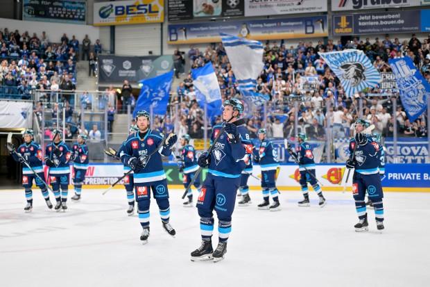 Gemeinsam mit den Kollegen zum ERC.
Bares Geld sparen mit den Gruppenrabatten beim After Work Hockey.
Foto: Johannes Traub/JT-Presse.de