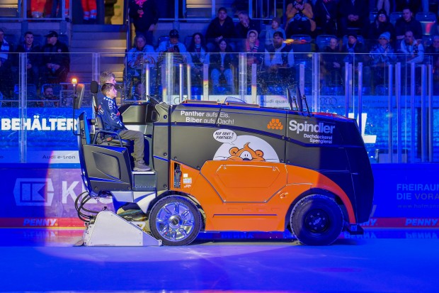 Gewinne eine Mitfahrt auf der Zamboni.
Foto: Johannes Traub/JT-Presse.de