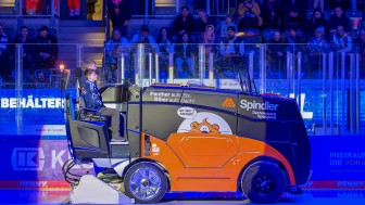 Gewinne eine Mitfahrt auf der Zamboni.
Foto: Johannes Traub/JT-Presse.de