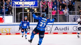 Riley Barber bejubelte seinen ersten DEL-Hattrick. 
Foto: City-Press