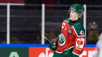 Der erst 18-jährige Ivar Stenberg ist Frölundas punktbester Spieler.
Foto: Michael Erichsen