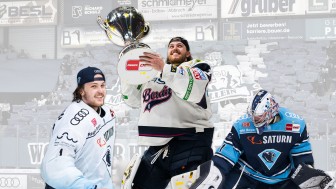 Jonas Stettmer trägt ab sofort wieder das Panther-Trikot. Jonas Stettmer trägt ab sofort wieder das Panther-Trikot.