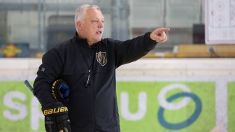 Mike Kelly war ein Jahrzehnt als Assistant Coach in der NHL aktiv.