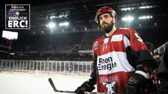 Neuzugang Morgan Ellis erzählt im Interview von seiner Zeit in der KHL und seine Erinnerungen an die Spiele gegen den ERC.
Foto: City-Press Neuzugang Morgan Ellis erzählt im Interview von seiner Zeit in der KHL und seine Erinnerungen an die Spiele gegen den ERC.
Foto: City-Press