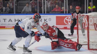 Sehenswert: Der 1:0-Treffer von Neuzugang Andrew Rowe.
Foto: Citypress Sehenswert: Der 1:0-Treffer von Neuzugang Andrew Rowe.
Foto: Citypress