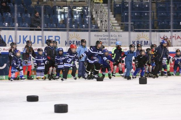 Mit 90 Kindern war der Kids On Ice Day restlos ausgebucht.
Foto: Ralf Lüger