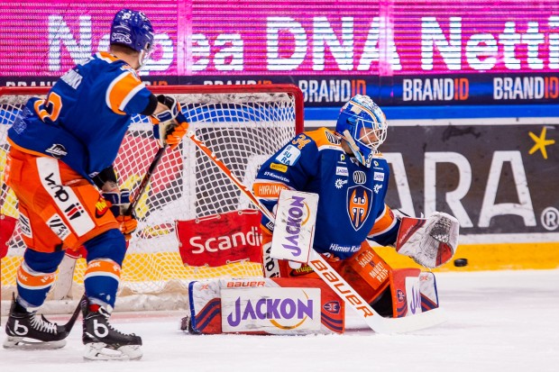 Michael Garteig wird künftig mit der Nummer 34 Pucks stoppen.
Foto: Saana Hakala/Tappara