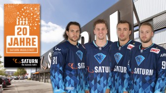 Kris Foucault, Hans Detsch, Fabio Wagner und Simon Schütz sind am Mittwoch bei SATURN am Westpark zu Gast. Kris Foucault, Hans Detsch, Fabio Wagner und Simon Schütz sind am Mittwoch bei SATURN am Westpark zu Gast.